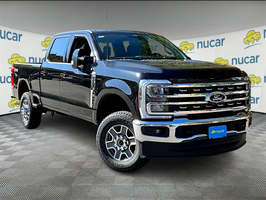 2026 Ford F-350 Super Duty Lariat's photo