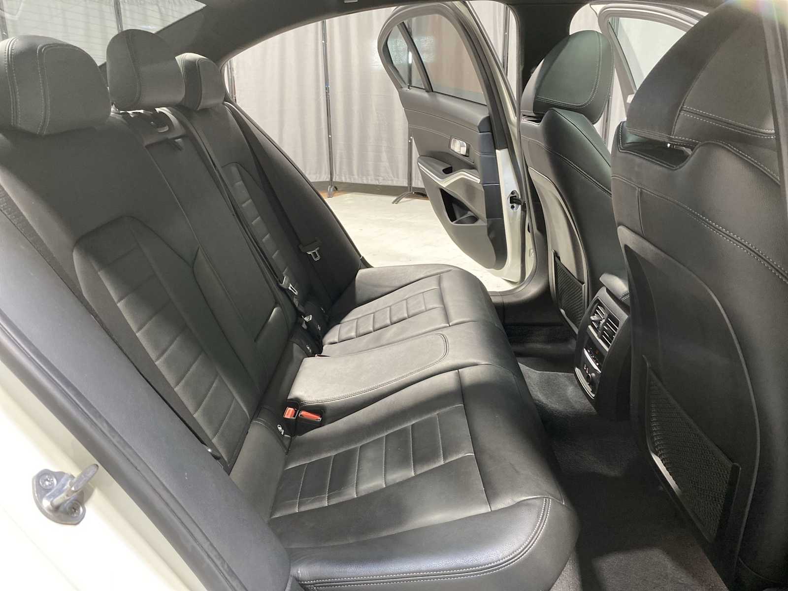 2020 Bmw 330i xDrive Sedan photo 11