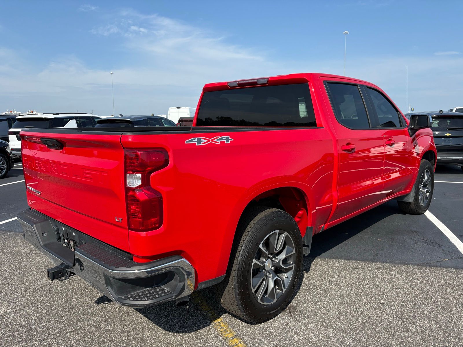 2024 Chevrolet Silverado 1500 LT photo 6