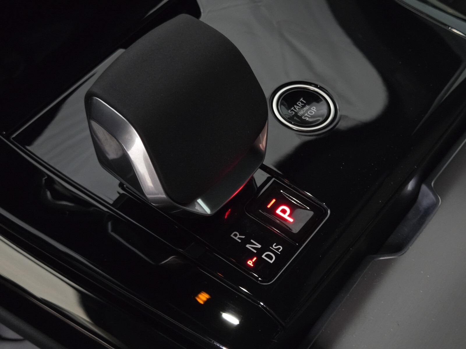 2025 Land Rover Range Rover Sport SE photo 27