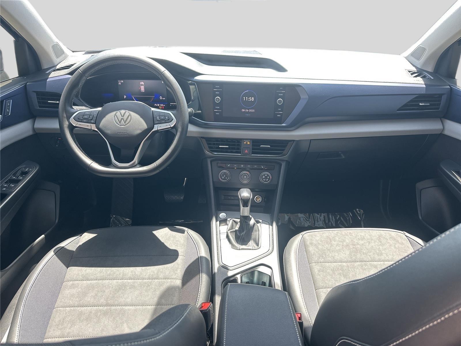 2022 Volkswagen Taos SE photo 16