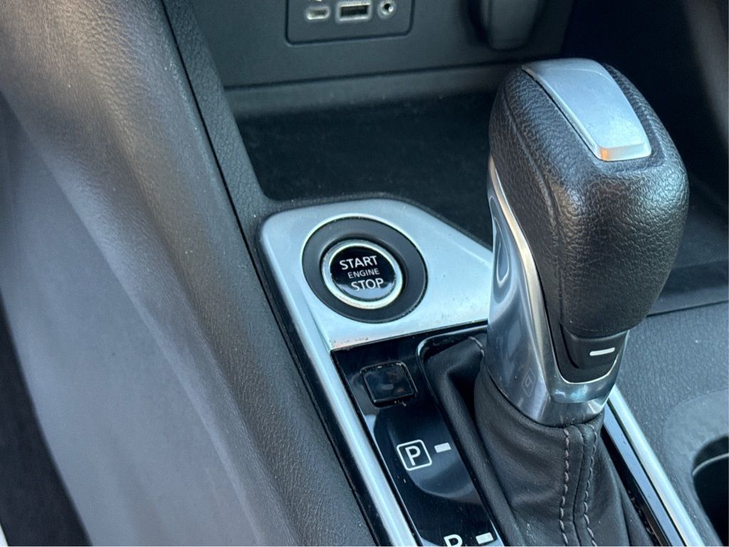 2023 Nissan Sentra SV photo 31