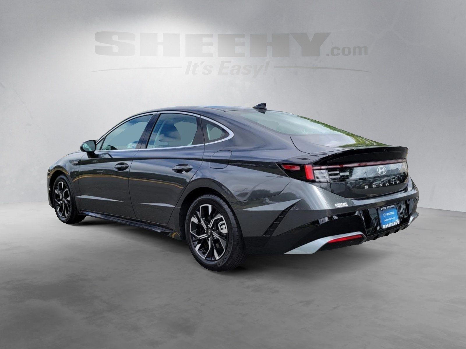 2025 Hyundai Sonata SEL photo 5
