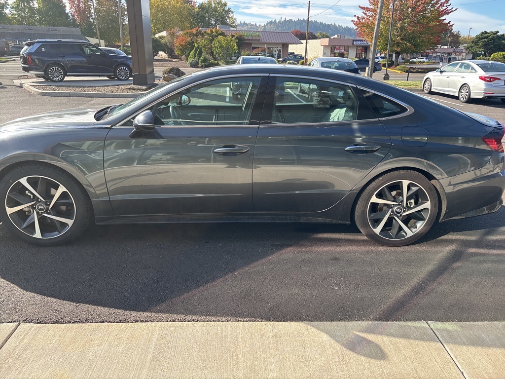 2023 Hyundai Sonata SEL Plus photo 2