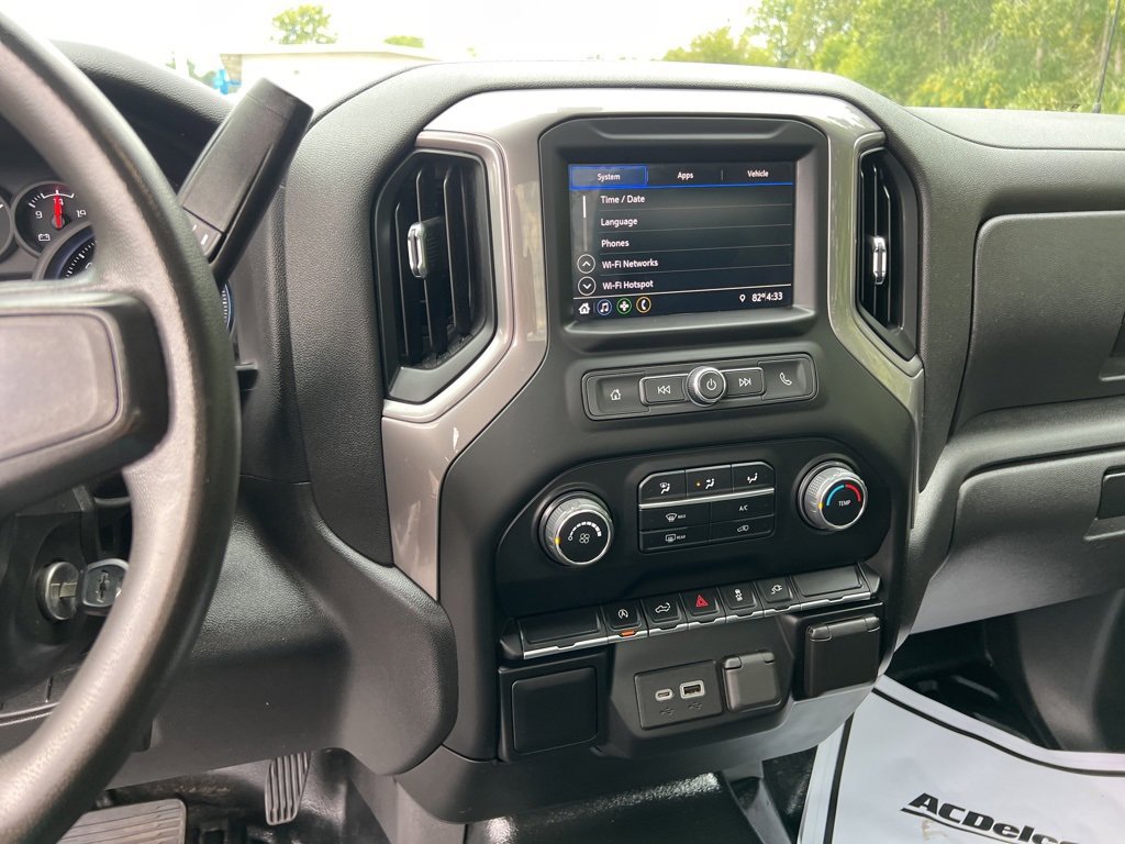 2022 Chevrolet Silverado 1500 photo 11