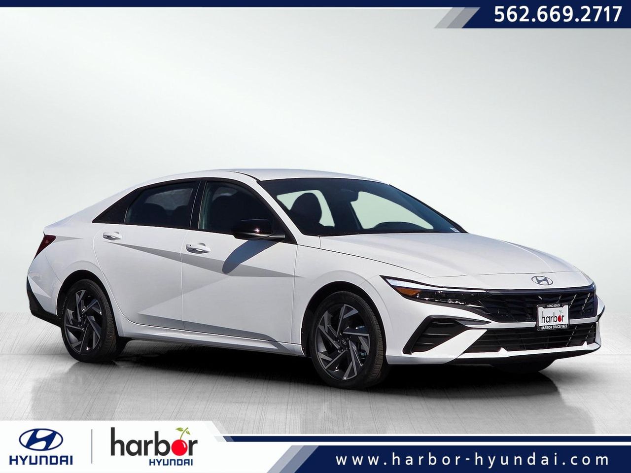 2025 Hyundai Elantra SEL's photo