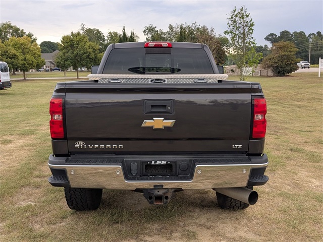 2016 Chevrolet Silverado 2500HD LTZ photo 4