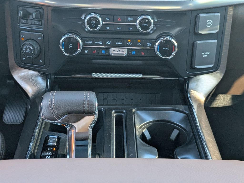2025 Ford F-150 King Ranch photo 19
