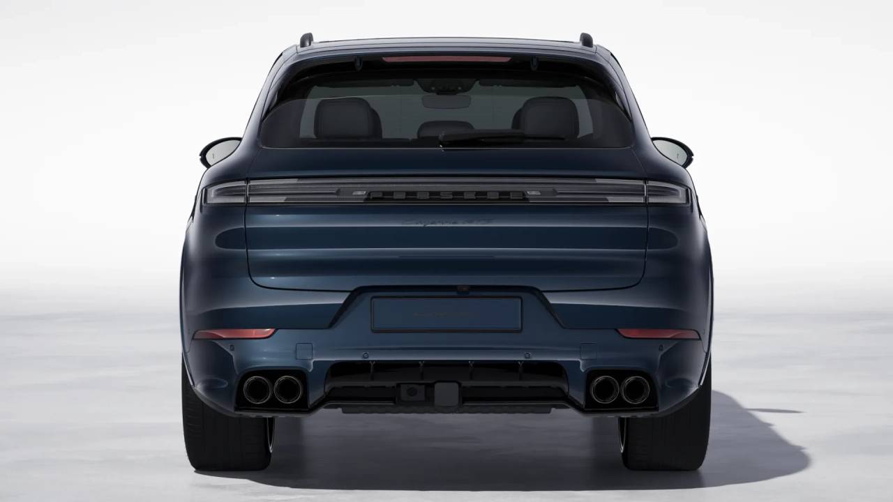 2026 Porsche Cayenne GTS photo 8