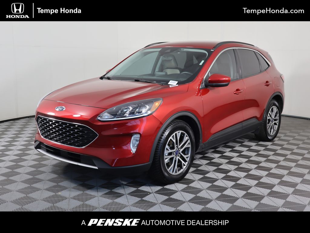 2021 Ford Escape SEL's photo