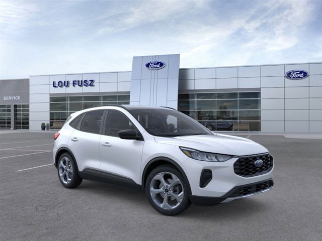 2025 Ford Escape ST-Line photo 6