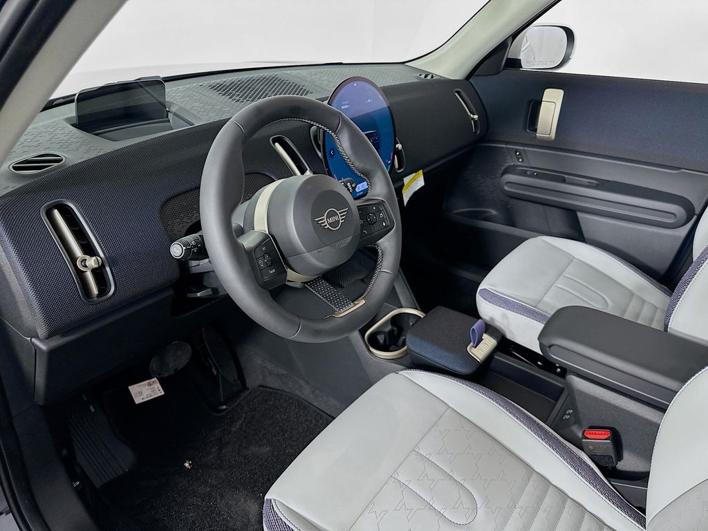 2025 Mini Countryman S ALL4 photo 9