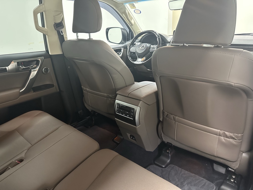 2022 Lexus GX 460 Premium photo 17