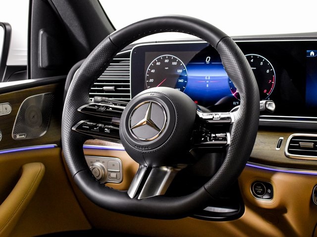 2026 Mercedes Benz GLS 580 4MATIC photo 13