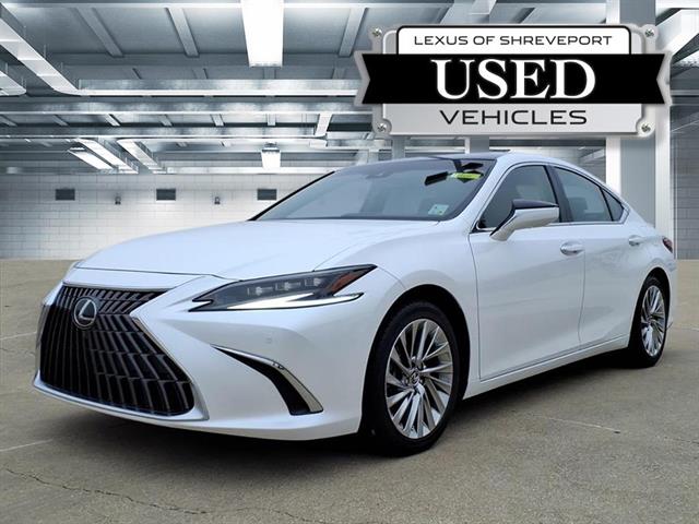 2022 Lexus ES 350 Ultra Luxury's photo