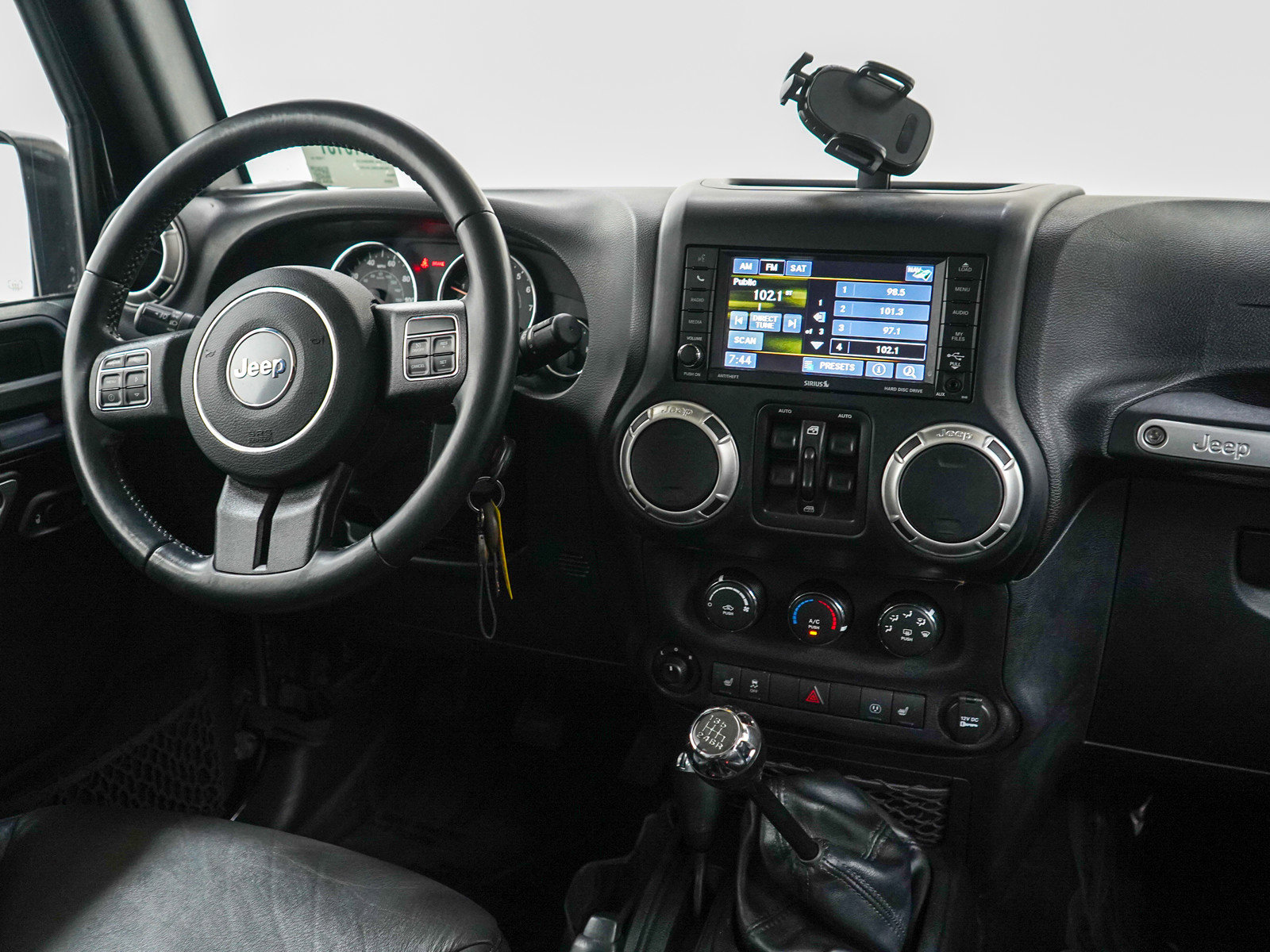 2016 Jeep Wrangler Sahara Sport photo 10