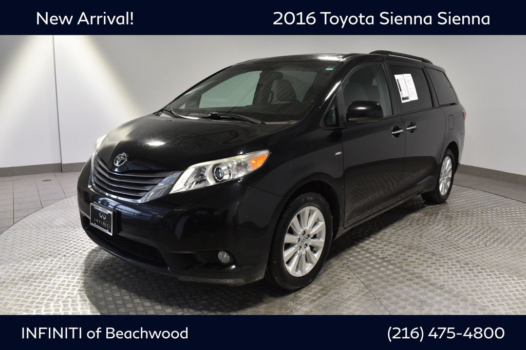 2016 Toyota Sienna XLE