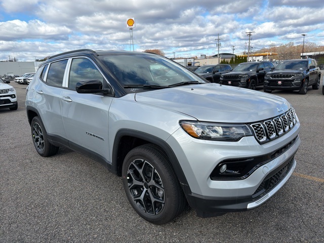 2026 Jeep Compass Limited's photo