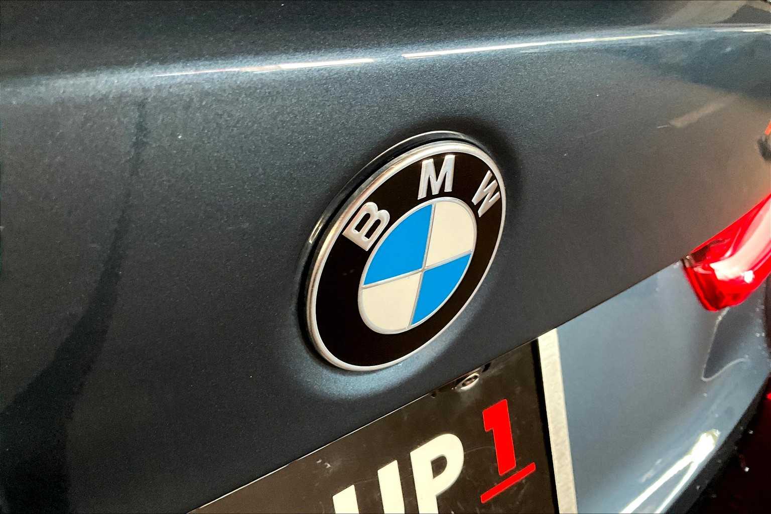 2025 Bmw 330i photo 30