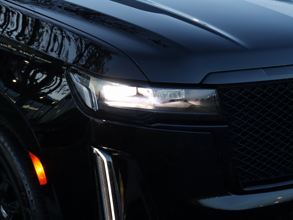 2021 Cadillac Escalade Sport photo 2