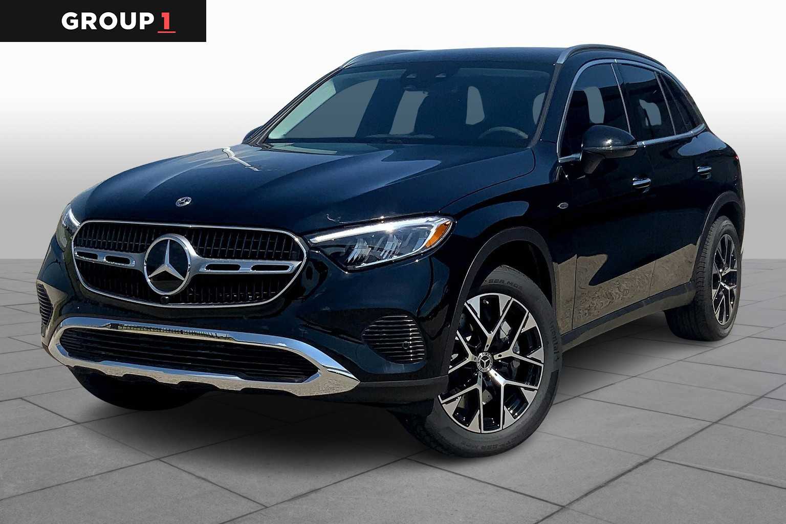 2025 Mercedes-Benz GLC Base's photo