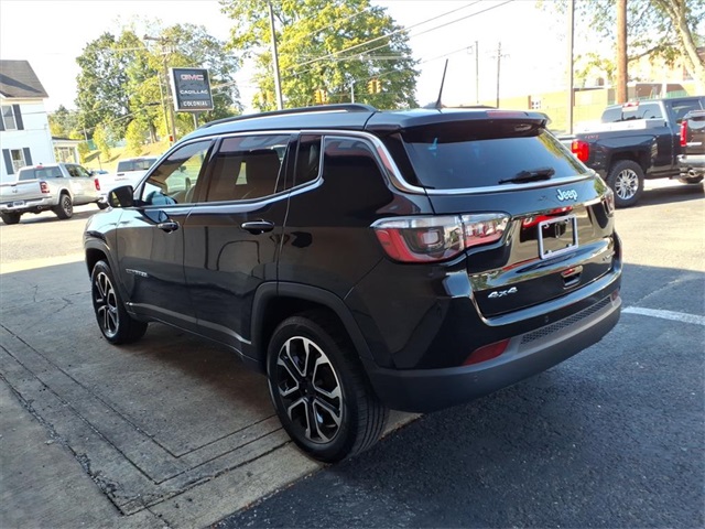 2022 Jeep Compass Limited photo 4