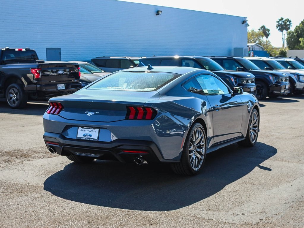 2025 Ford Mustang EcoBoost Premium photo 10