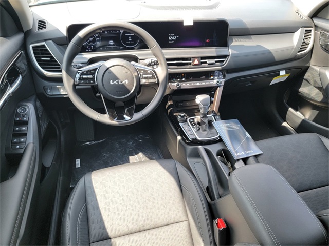 2026 Kia Seltos EX photo 28