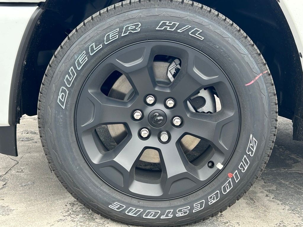 2025 Ram 1500 Big Horn Lone Star photo 16
