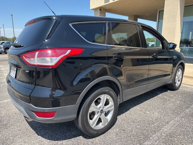 2016 Ford Escape SE photo 2