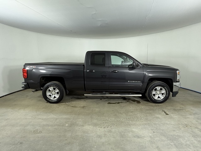 2016 Chevrolet Silverado 1500 LT photo 6