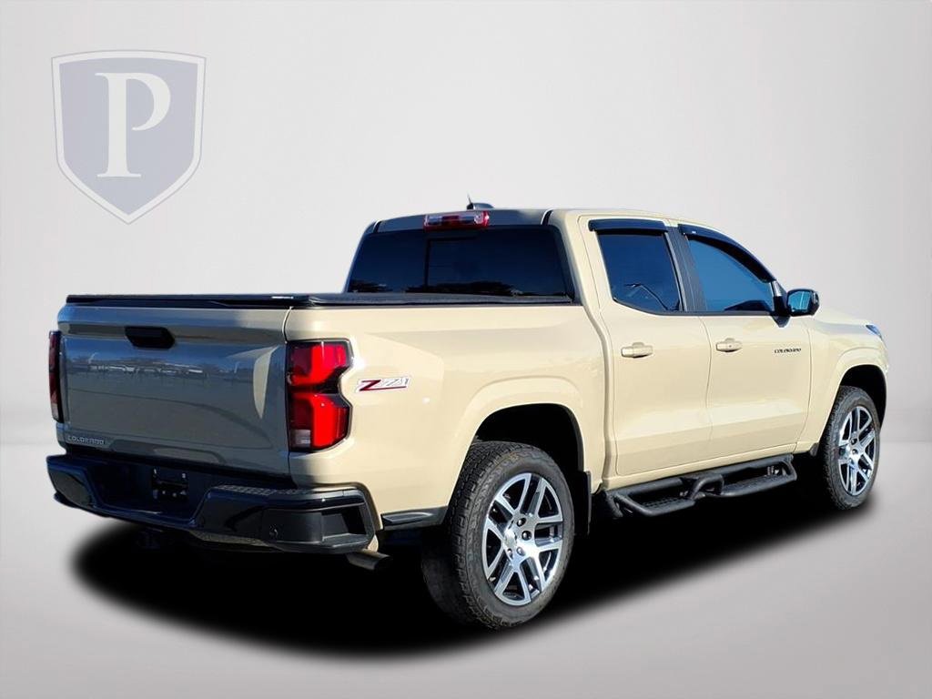 2024 Chevrolet Colorado Z71 photo 3