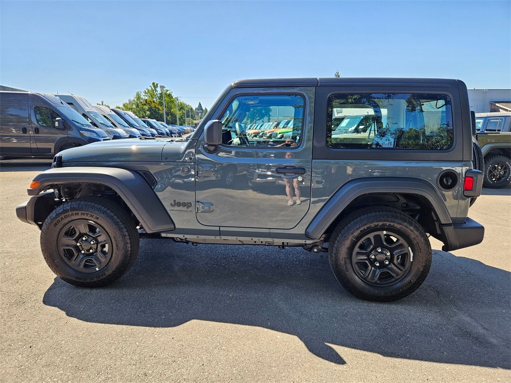 2025 Jeep Wrangler Sport photo 4