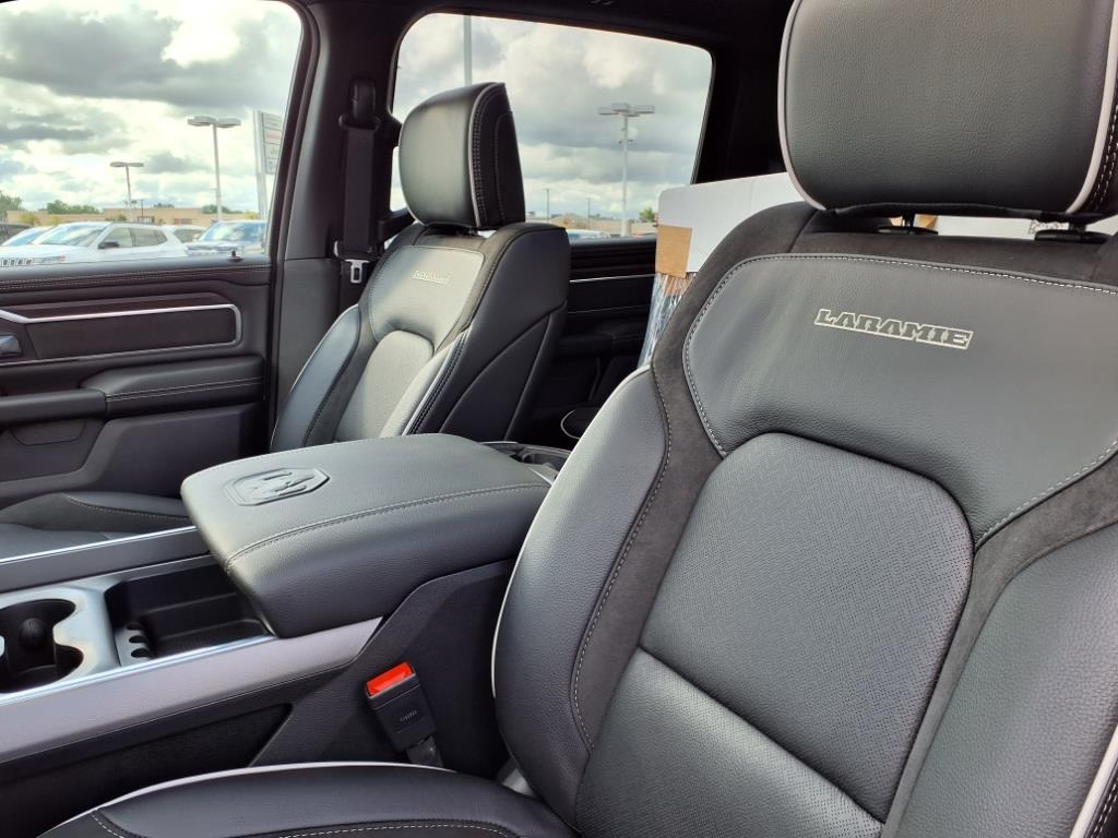 2026 Ram 1500 Laramie photo 8