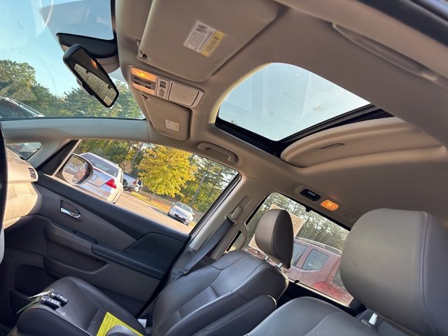 2016 Honda Odyssey EX-L photo 10