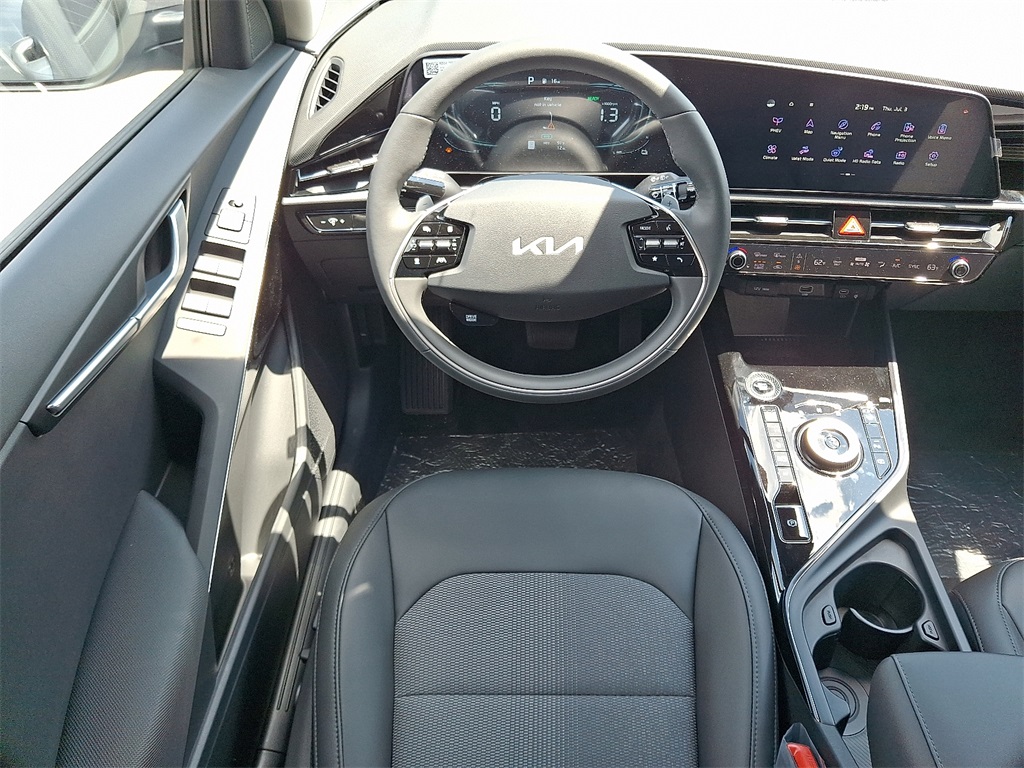 2025 Kia Niro Plug-In Hybrid EX photo 11