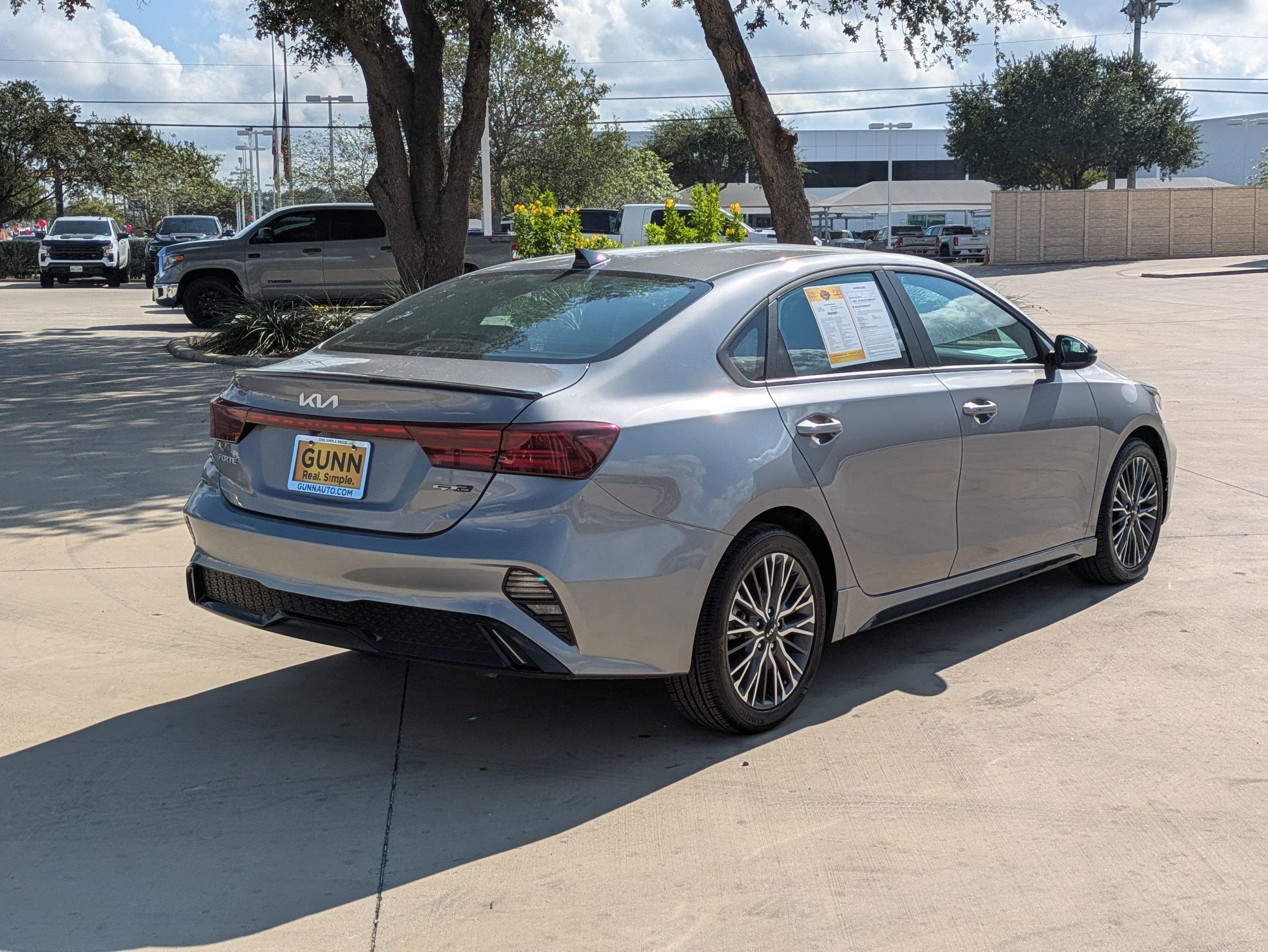 2024 Kia Forte GT-Line photo 3