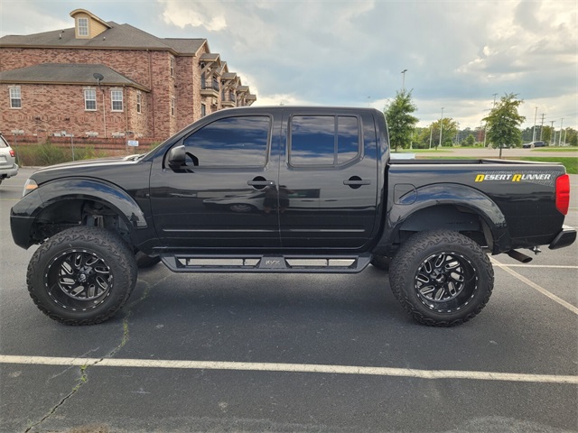 2018 Nissan Frontier Desert Runner photo 6