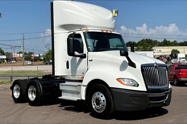 Pre-Owned 2020 International LT625 6x4 Day Cab