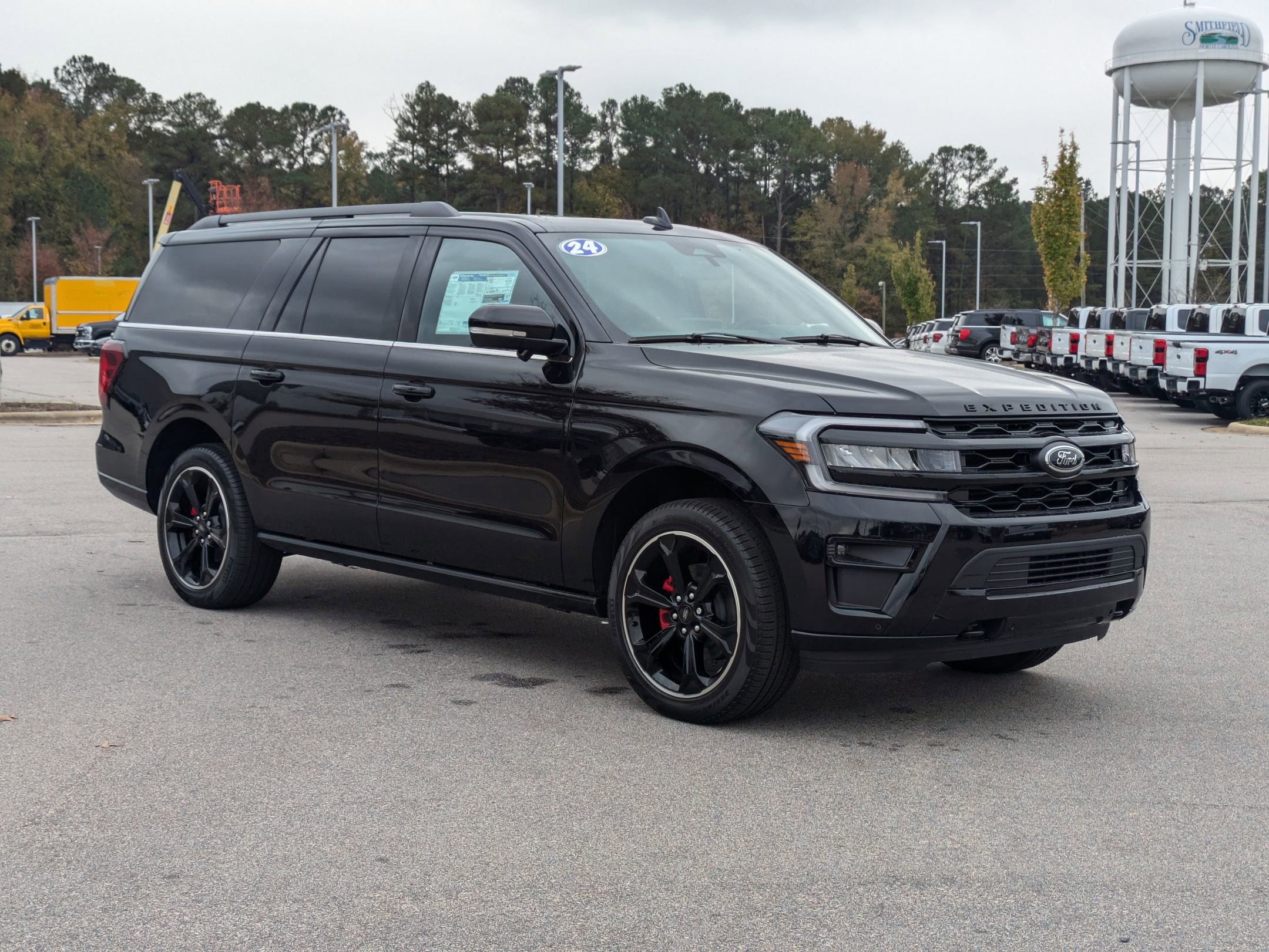 2024 Ford Expedition MAX Limited photo 3