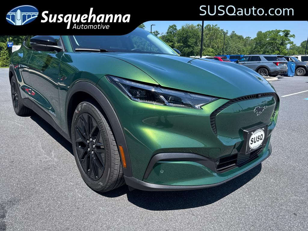 2025 Ford Mustang Mach-E Select AWD's photo