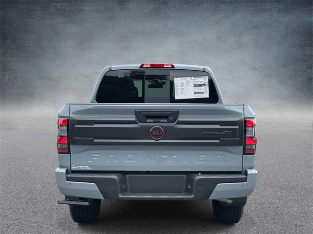 2025 Nissan Frontier PRO-4X photo 3