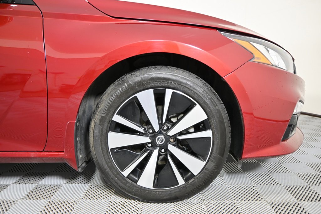 2020 Nissan Altima 2.5 SV photo 11