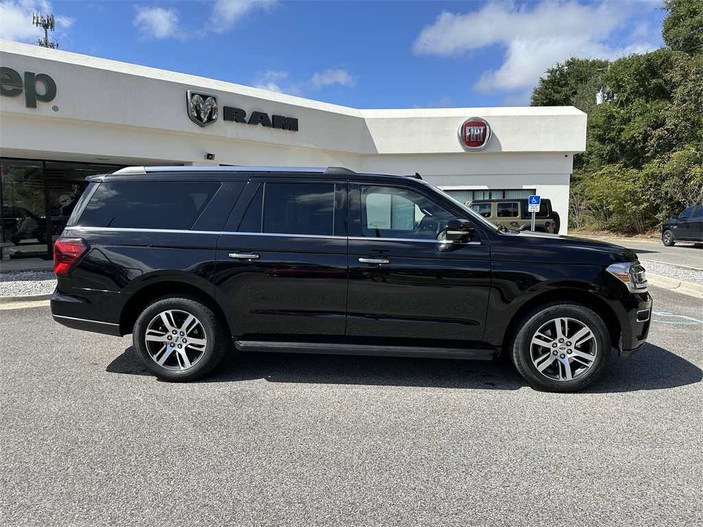 2024 Ford Expedition MAX Limited photo 2