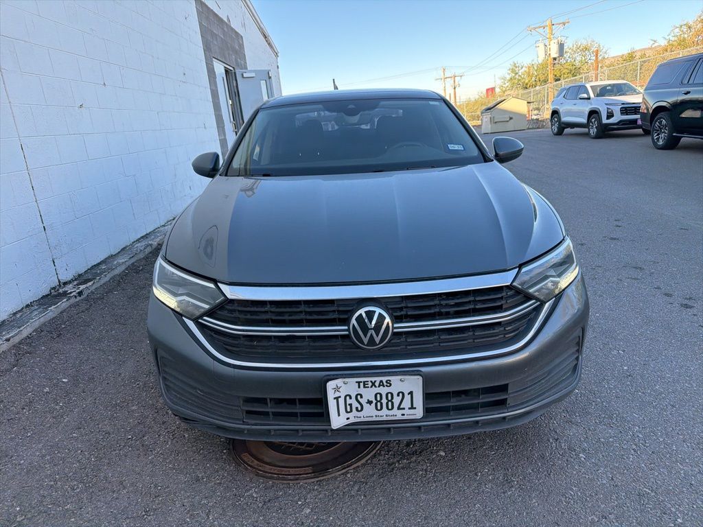 2023 Volkswagen Jetta 1.5T SE photo 4