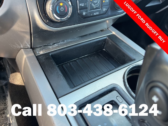 2017 Ford Expedition XLT photo 23