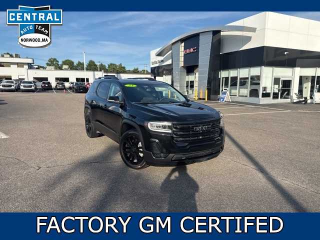 2023 GMC Acadia SLE's photo