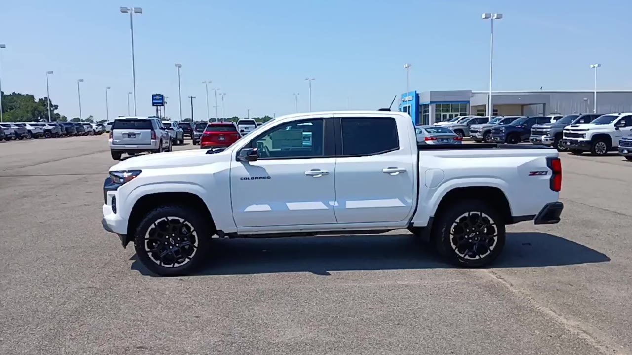 2026 Chevrolet Colorado Z71 photo 4