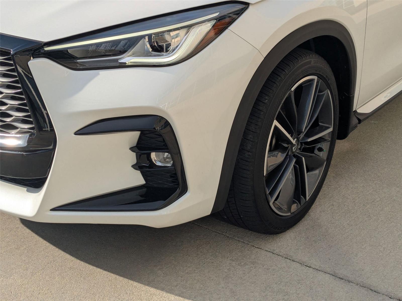 2023 Infiniti QX55 Luxe photo 9