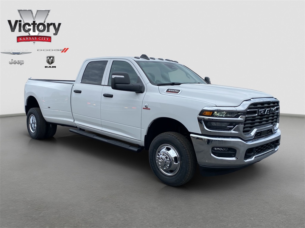 2026 RAM 3500 Tradesman's photo